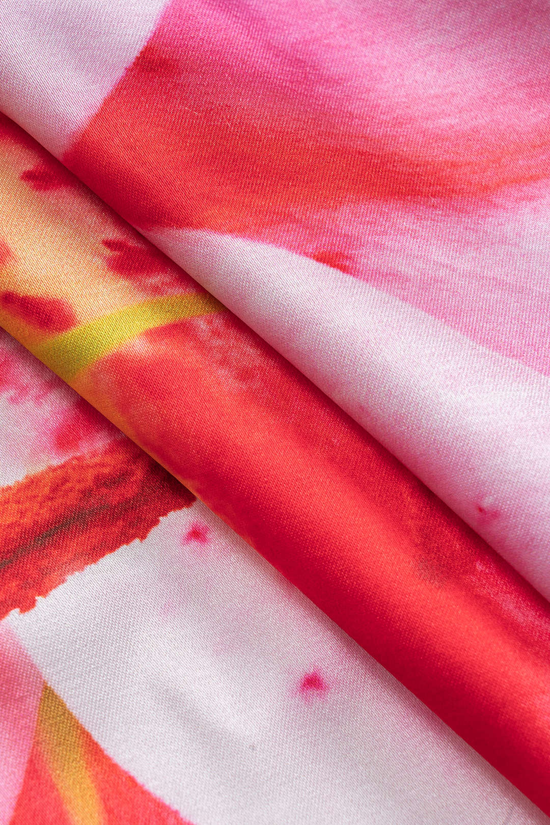 Çiçek Desenli Saten Bağlamalı Sırt Dekolteli Atlet Üst