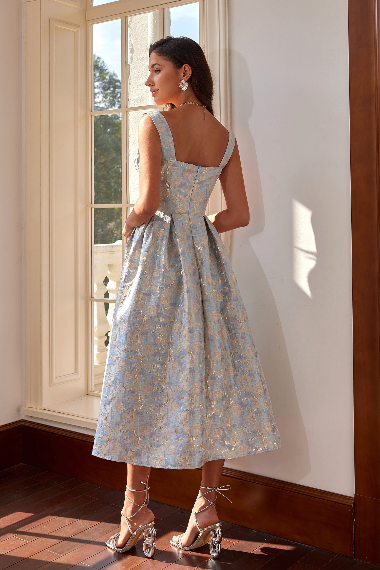 Sarah Mavi Jakarlı Midi Elbise