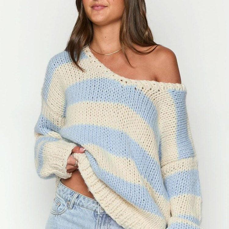 Omuzları Açık Çizgili Kazak