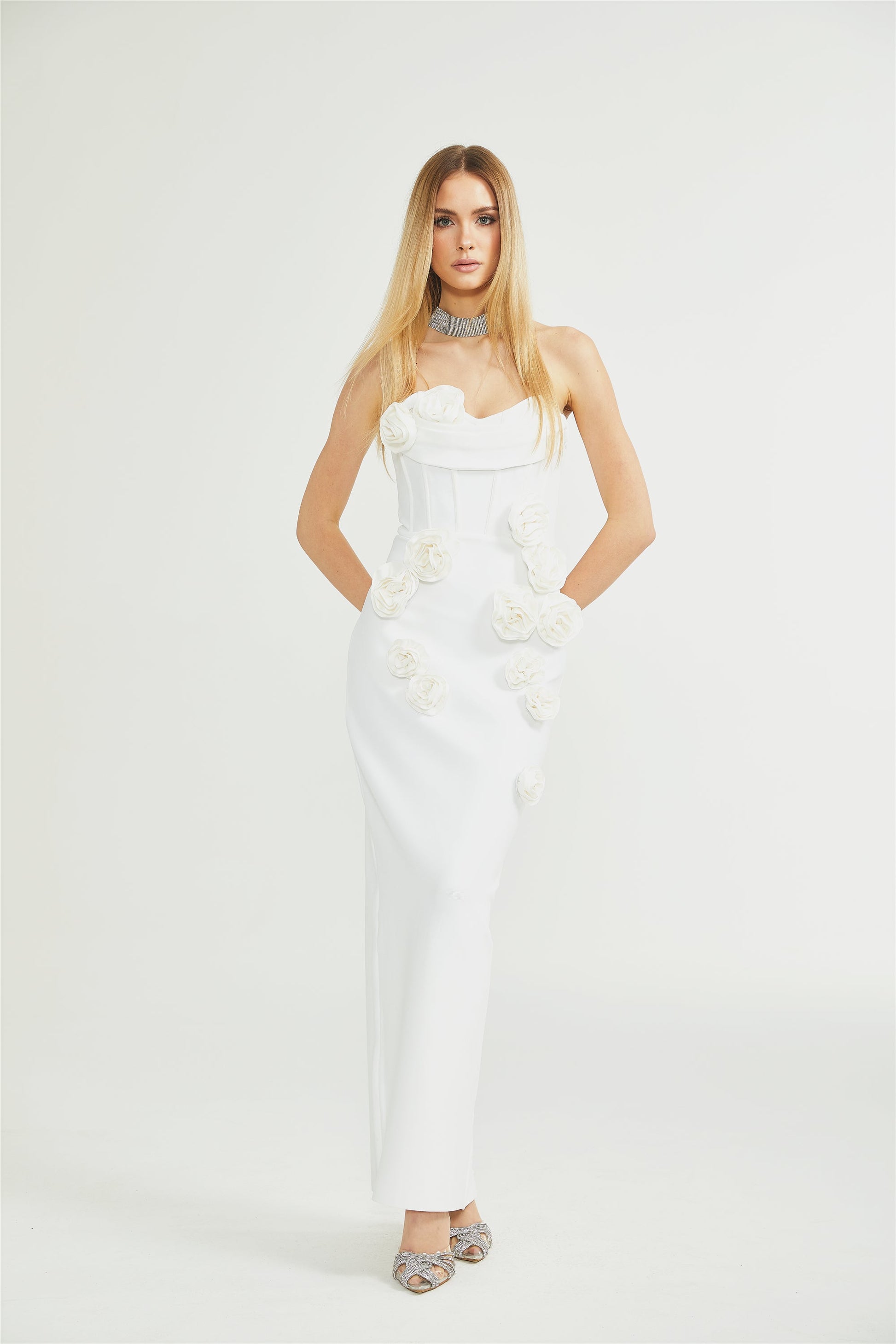 Olyssa Geneviève Omuzları Açık Çiçekli Elbise