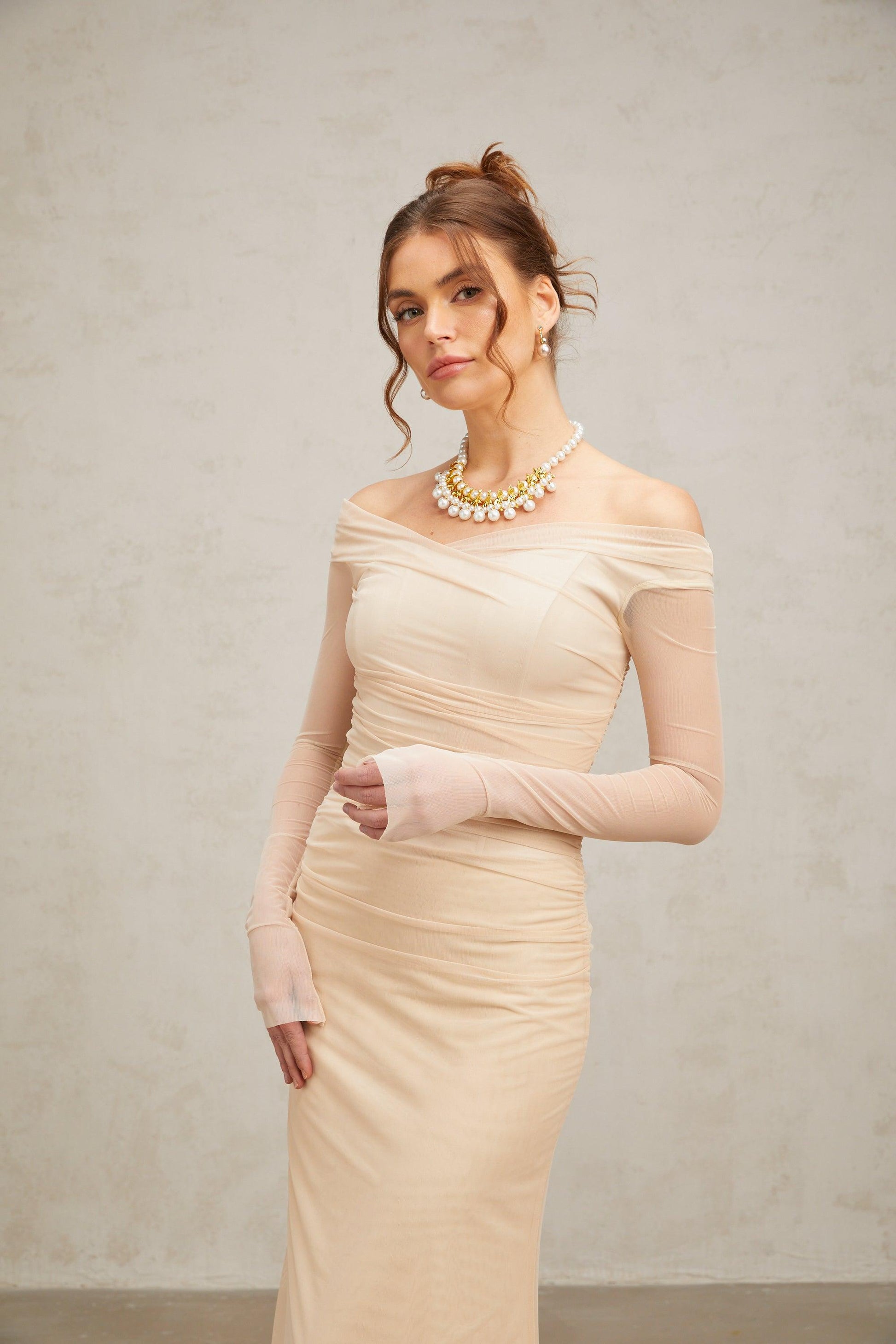 Olyssa Elegance Aura Omuz Dekolteli Tül Uzun Elbise