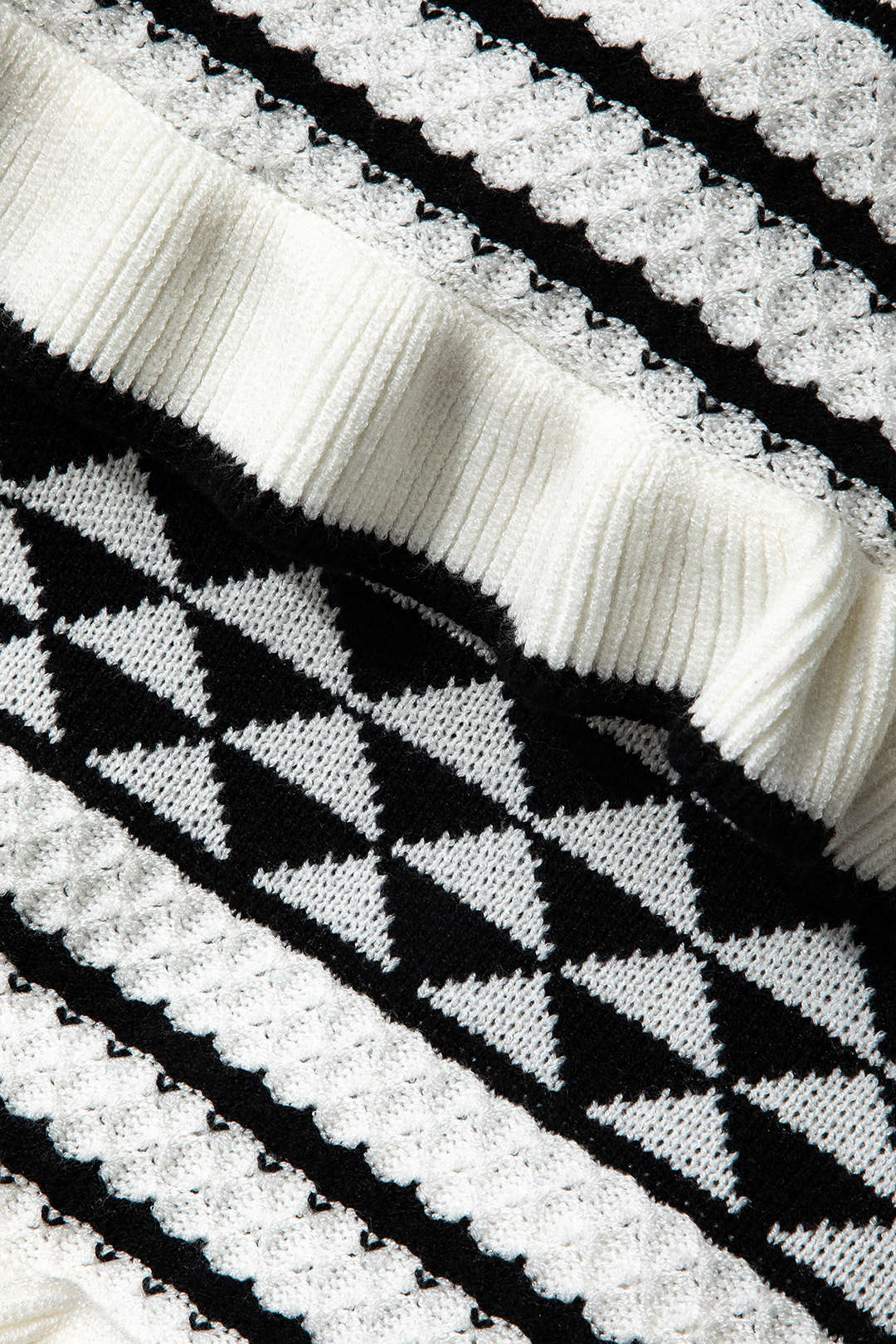 Çizgili Korse Sütyen Üstü ve Katmanlı Ruffle Örgü Midi Etek Seti