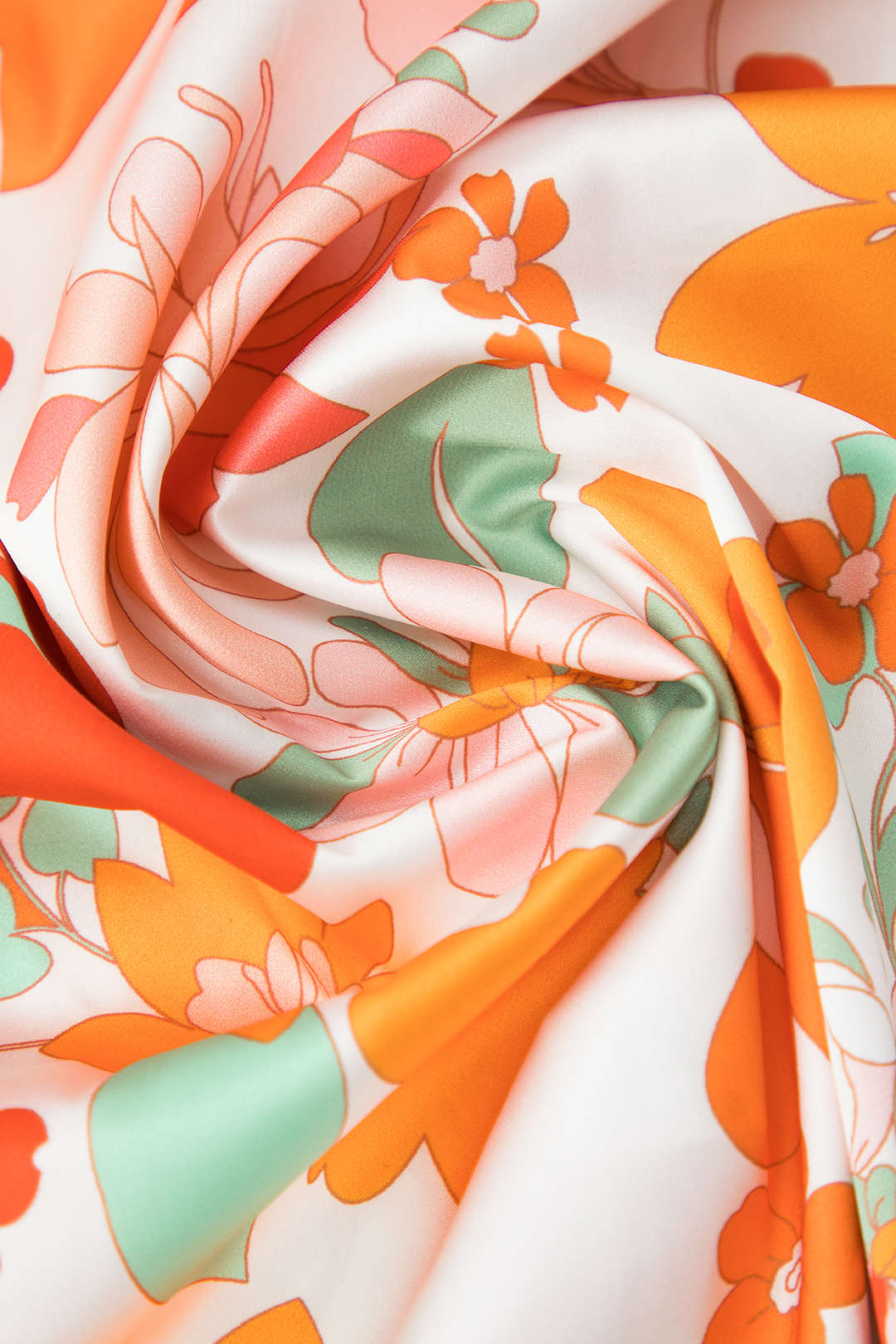 Çiçek Desenli Dantel Detaylı V Yaka Maxi Elbise