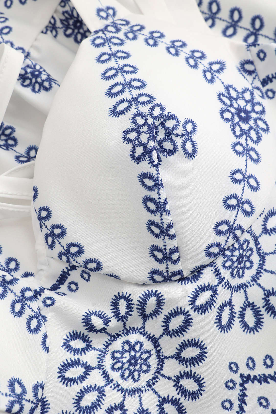 Çiçek Desenli Bağcıklı Sırt Dekolteli Cami Üstü ve Üst Giysi Seti