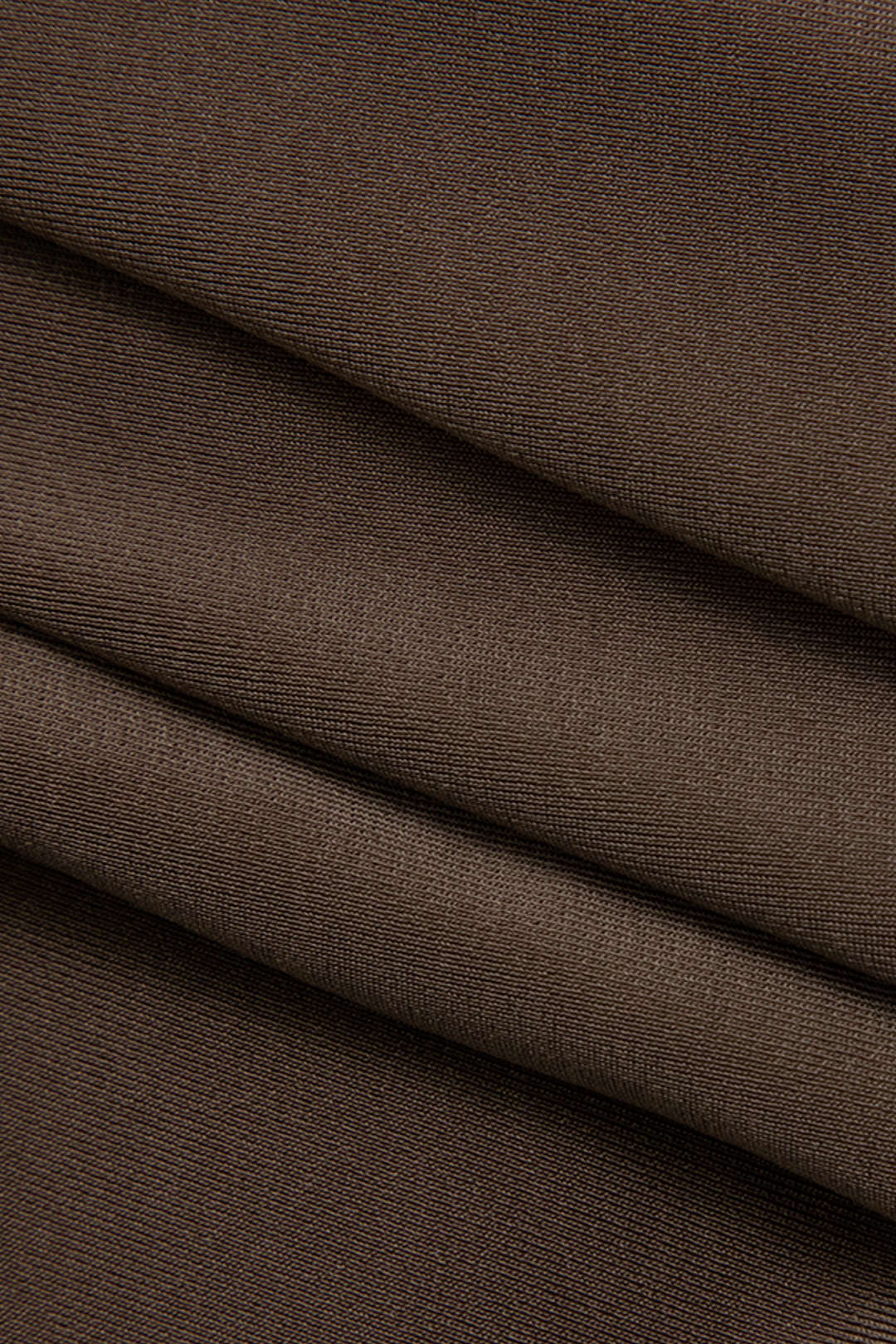 V Yaka Gömlek Ve V Şekilli Bel Kesimli Maxi Etek Seti