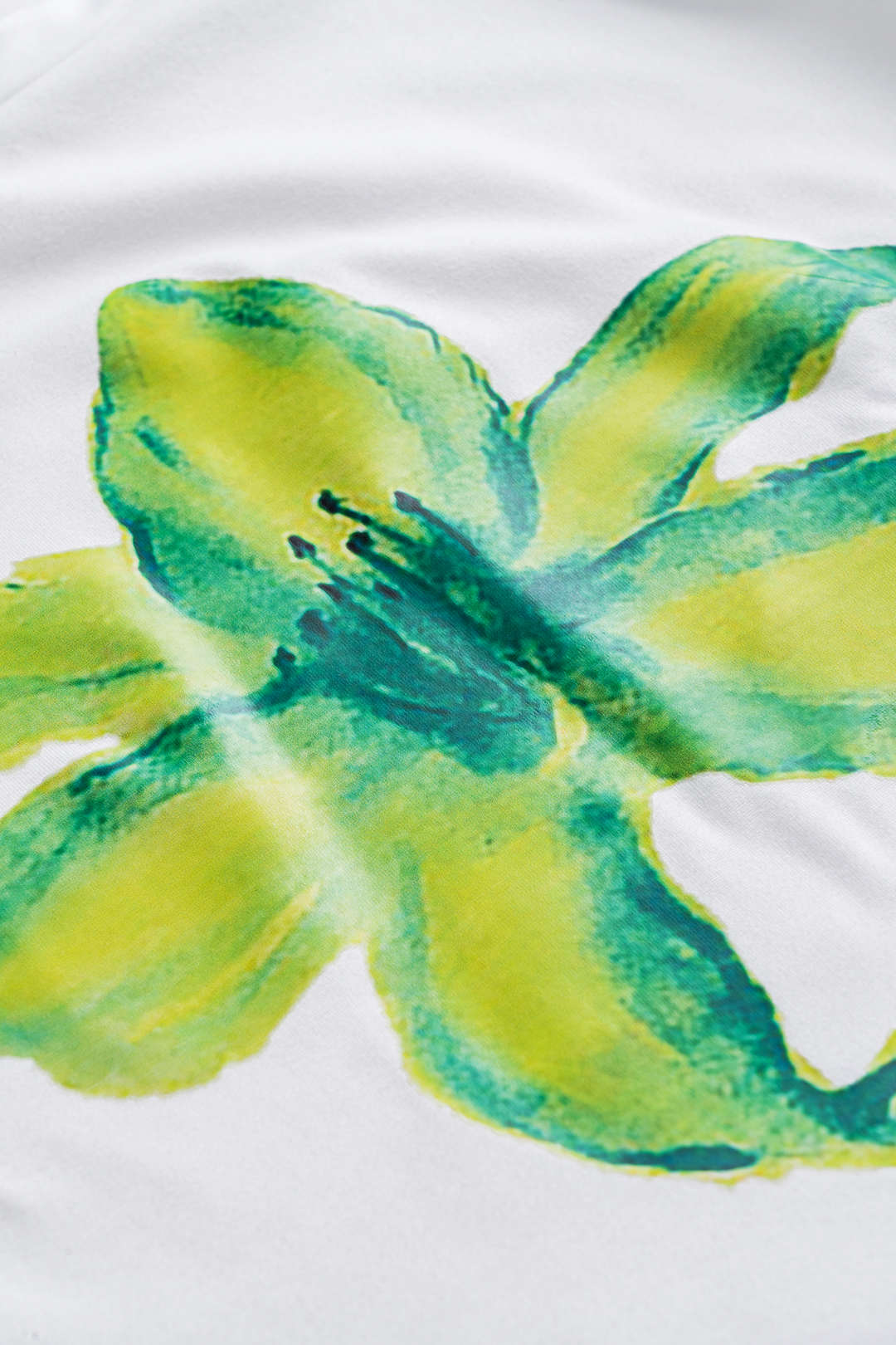 Çiçek Desenli Kısa Kol Tişört