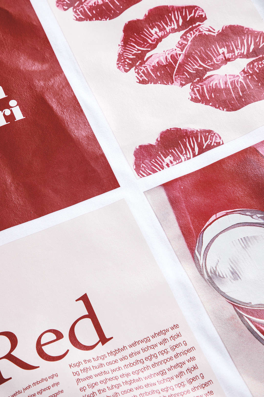 Harf Baskılı Yuvarlak Yaka Kısa Kollu Tişört