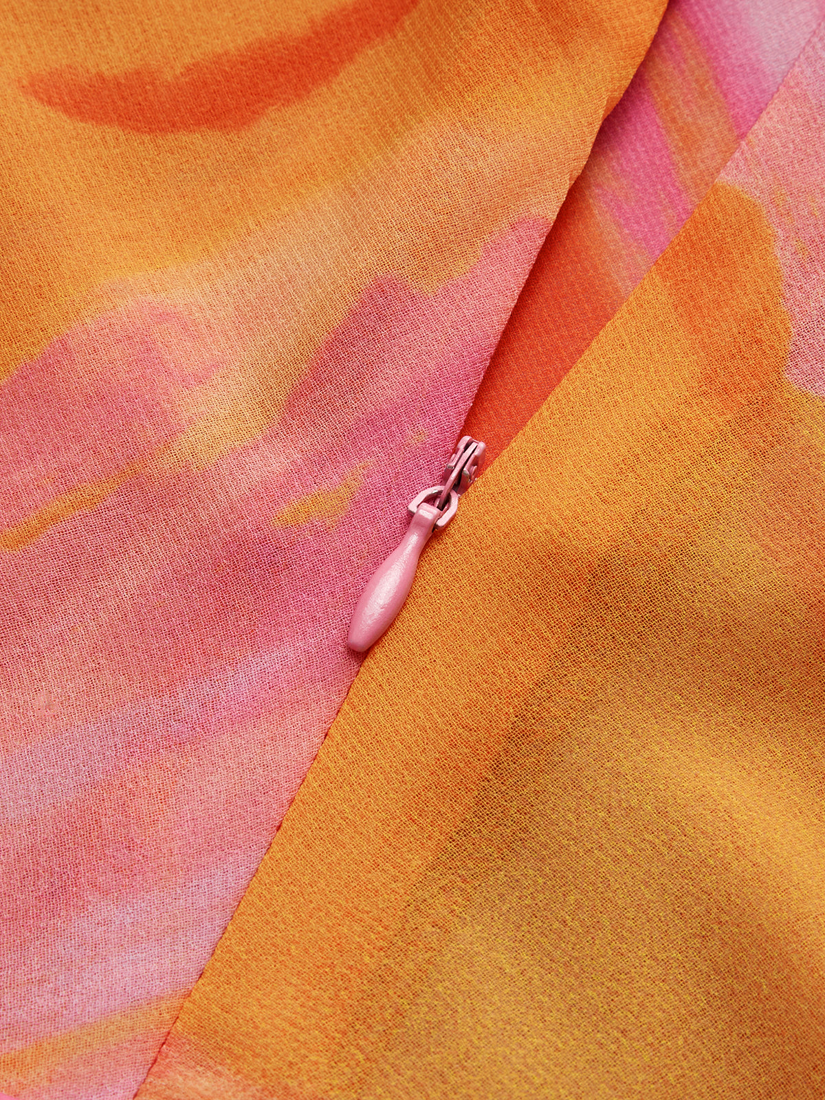 Olyssa Halter Sırt Dekolteli Batik Kısa Elbise