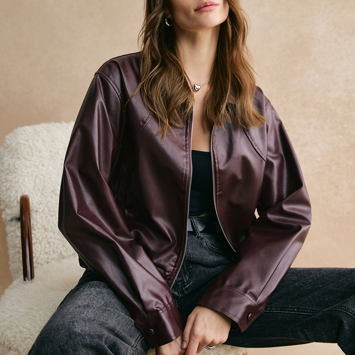 Yaka Fermuarlı PU Deri Kısa Ceket