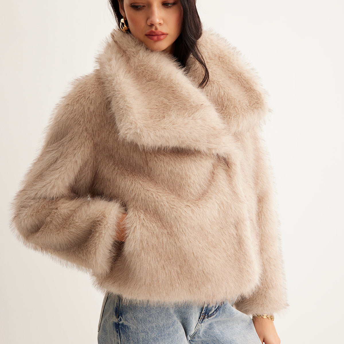 Sahte Kürk Düğmeli Yün Kapcoat