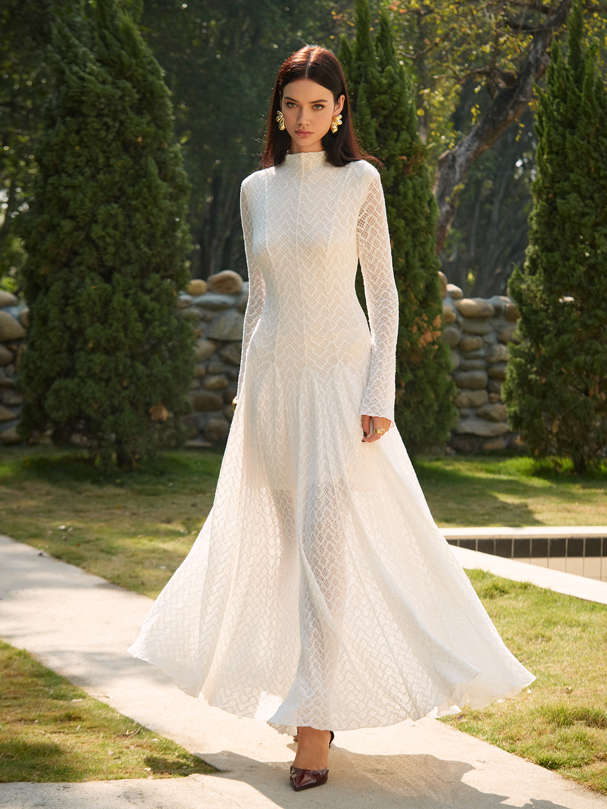 Olyssa Büzgülü Yaka Dantelli Uzun Elbise