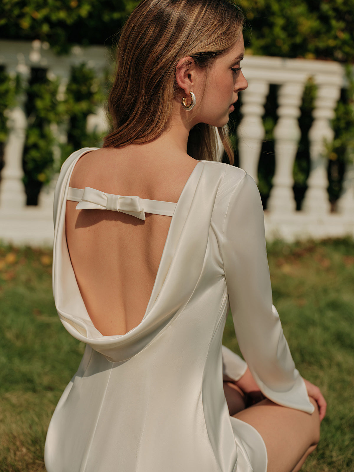 Olyssa Şık Saten Kemerli Kısa Elbise Uzun Kollu