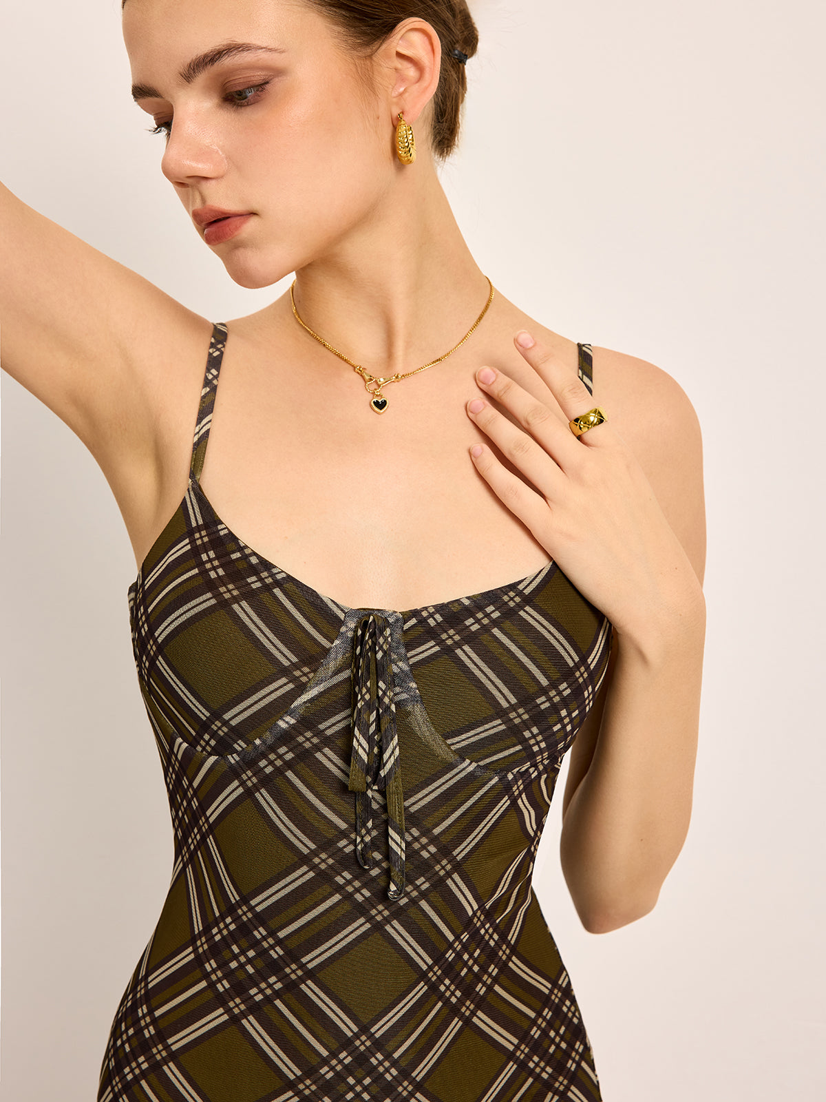 Olyssa Ekose Desenli Önden Bağlamalı Spagetti Askılı Elbise