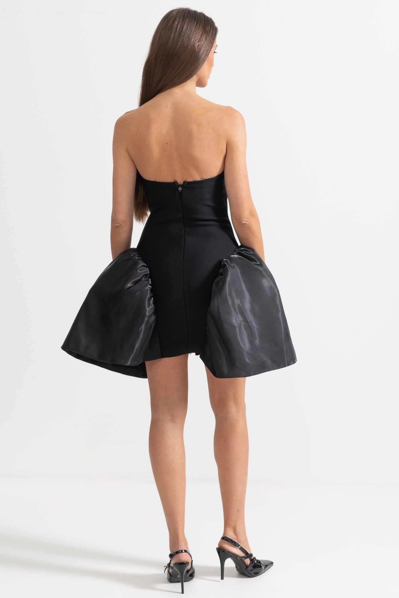 Olyssa 3D Gümüş Çiçek Süslemeli Zarif Mini Elbise