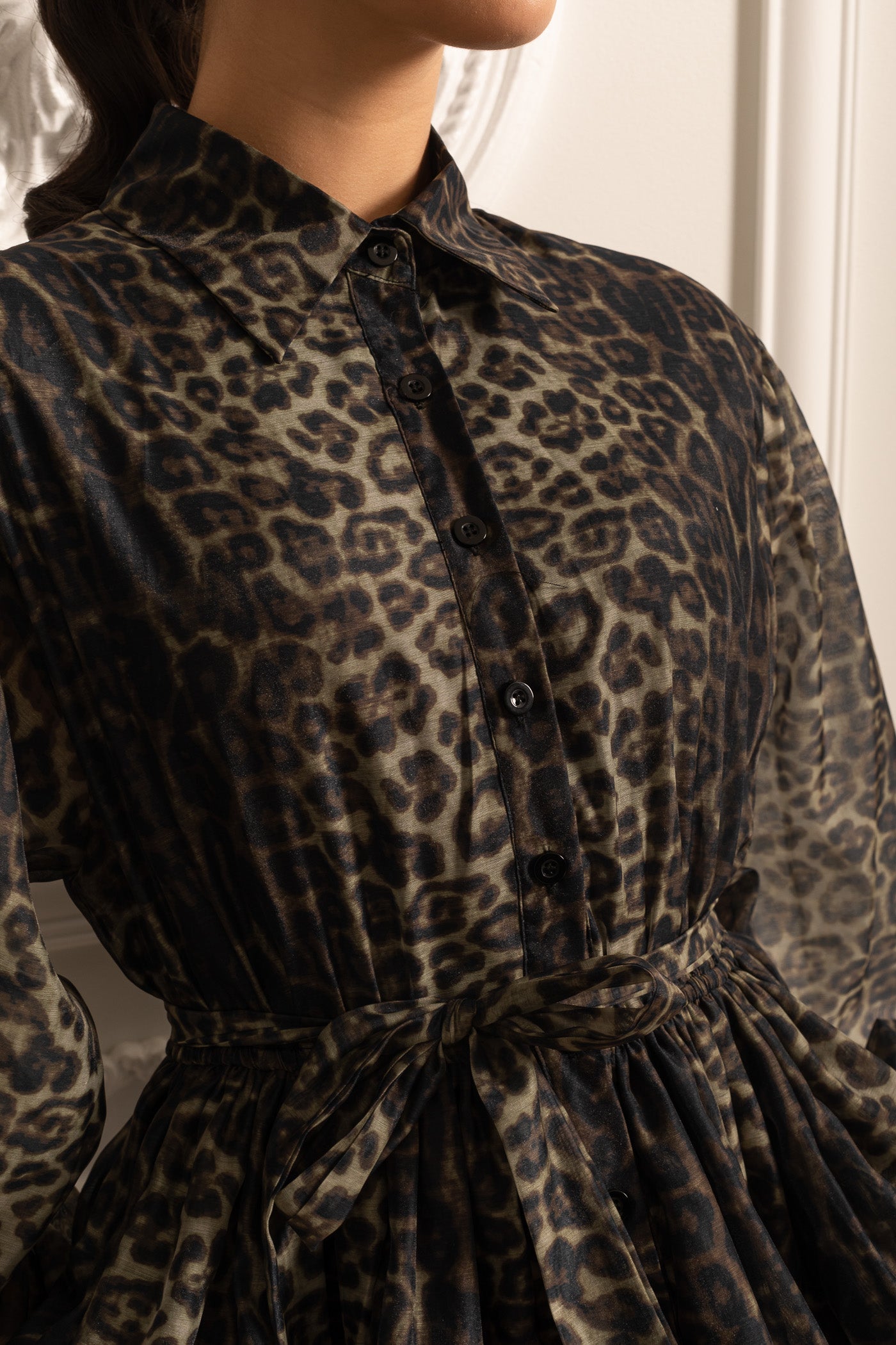 Olyssa Etekli Leopar Desenli Uzun Kollu Elbise