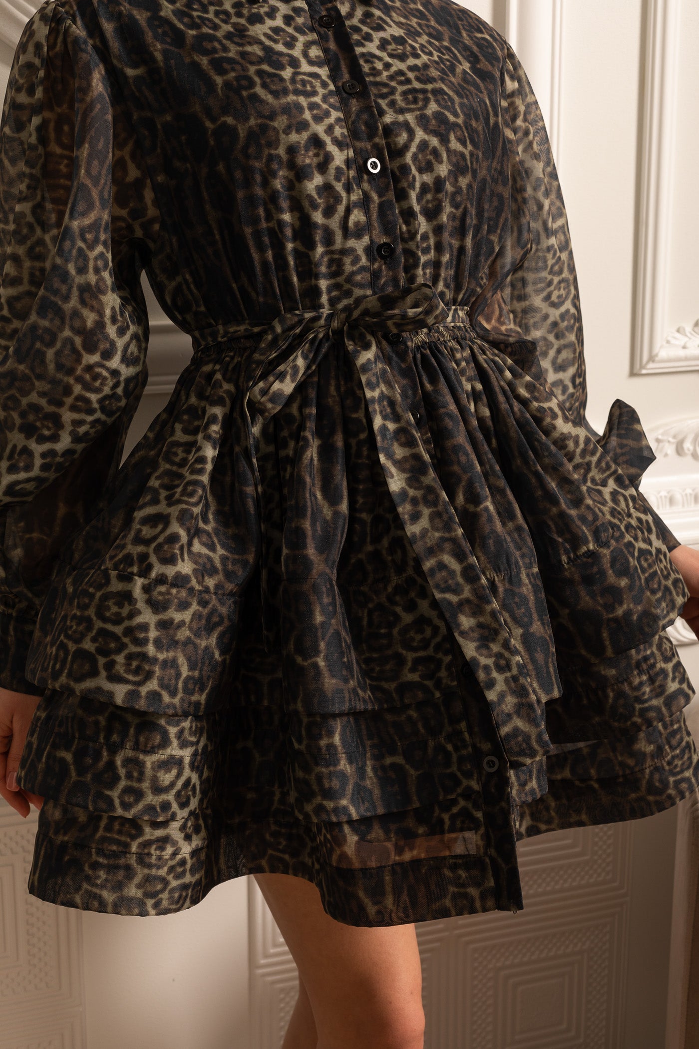 Olyssa Etekli Leopar Desenli Uzun Kollu Elbise