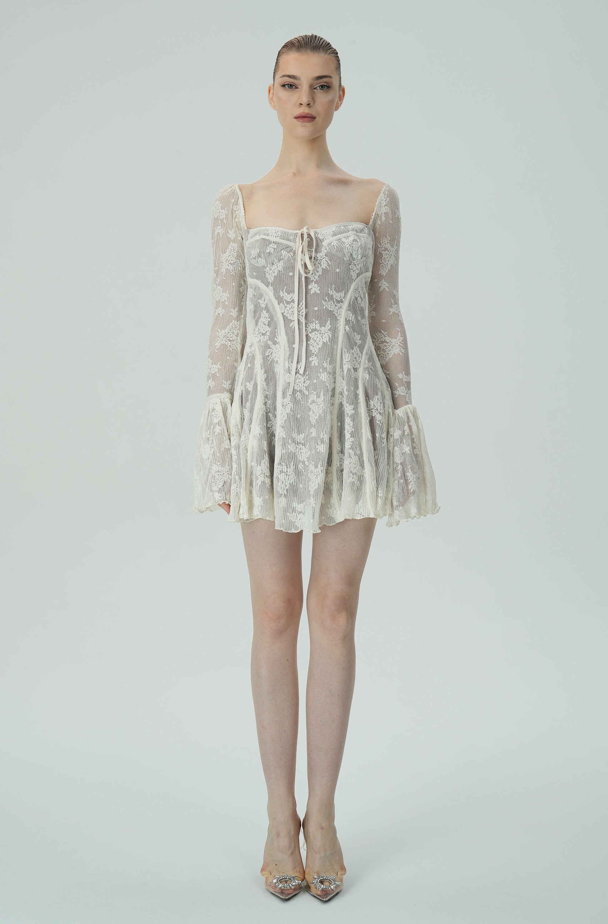 Olyssa Dantel Çan Kollu Mini Elbise