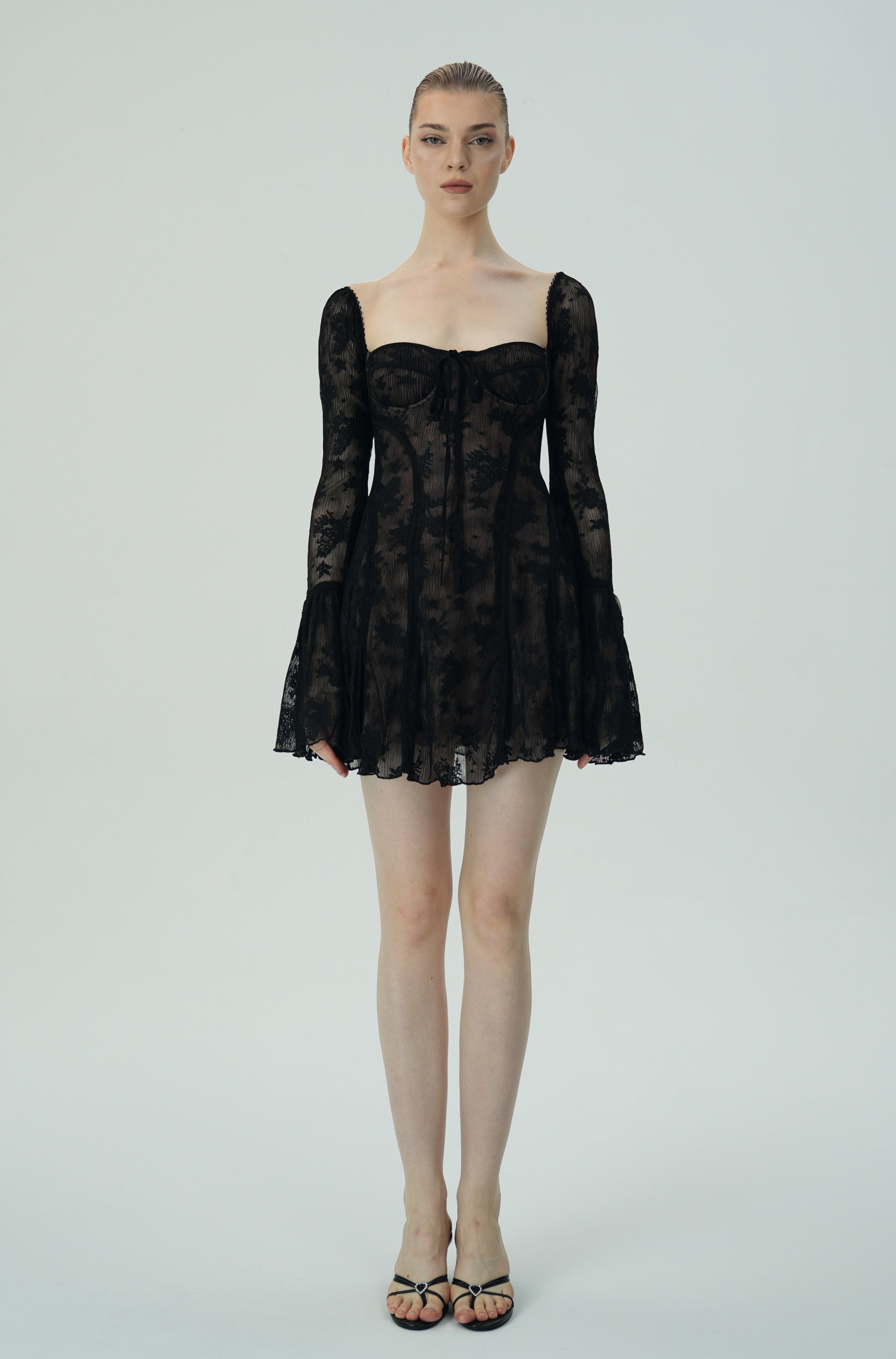 Olyssa Dantel Çan Kollu Mini Elbise