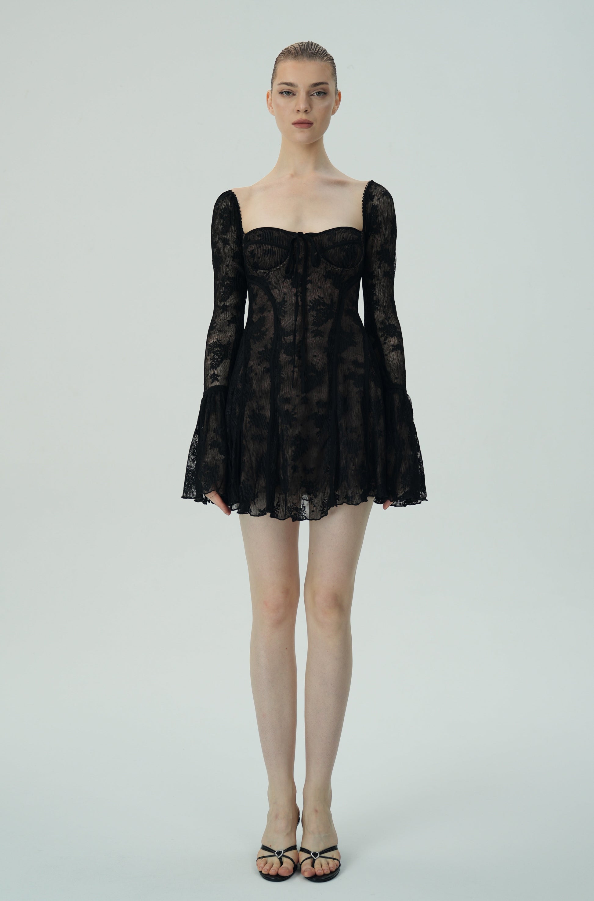 Olyssa Dantel Çan Kollu Mini Elbise