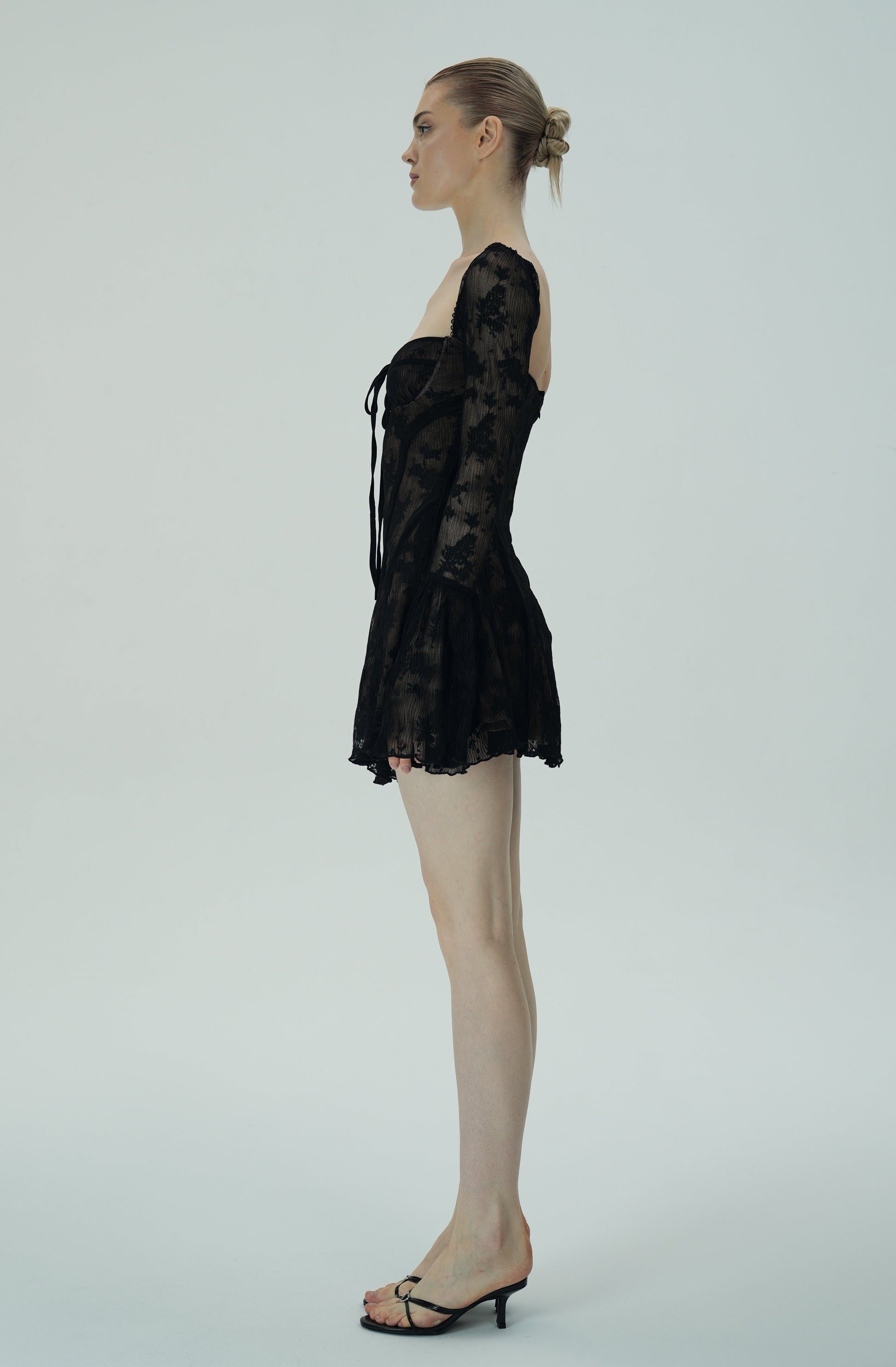 Olyssa Dantel Çan Kollu Mini Elbise