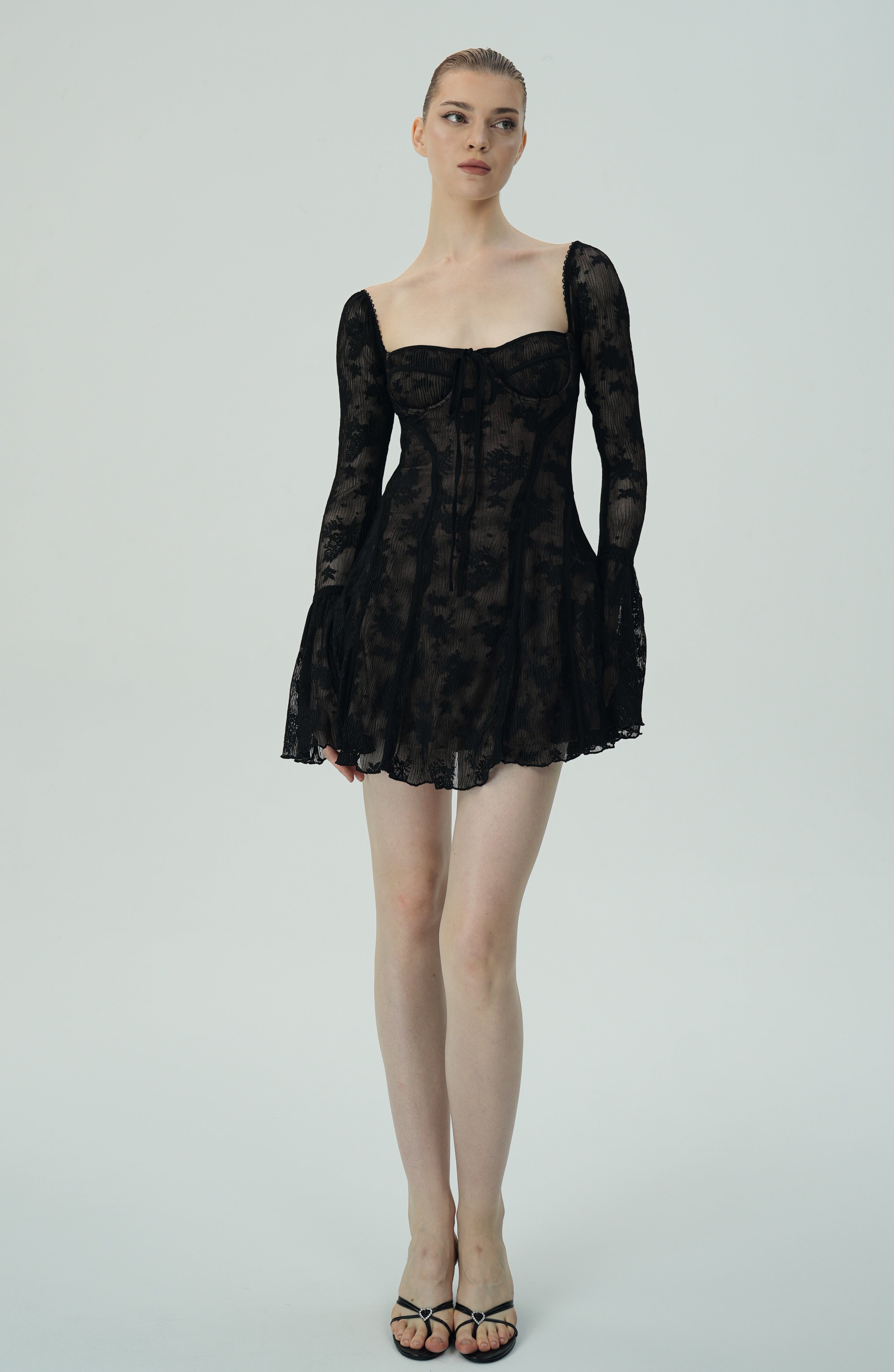 Olyssa Dantel Çan Kollu Mini Elbise