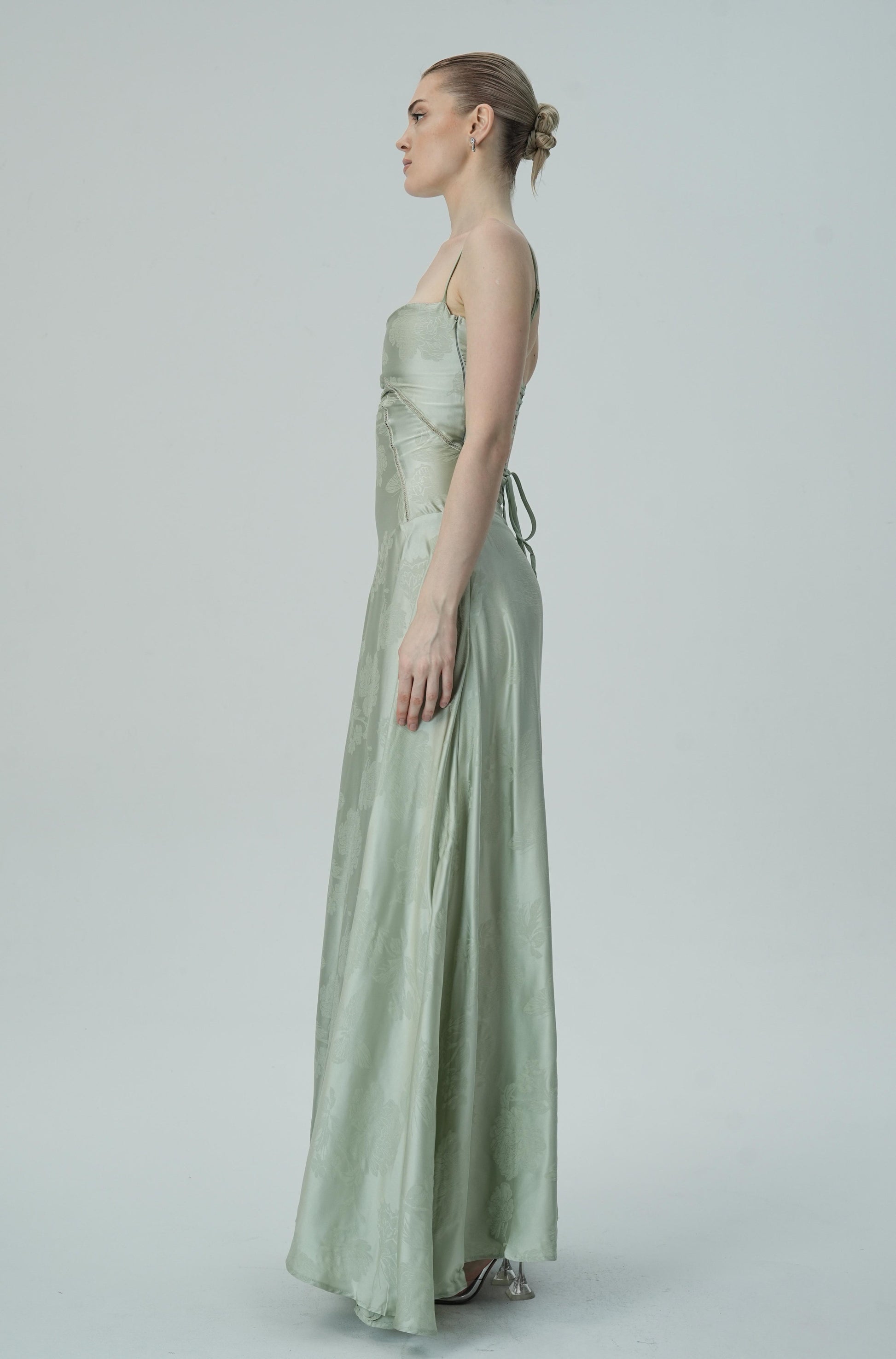 Olyssa Lavanta Çiçekli Jakarlı Saten Maksi Elbise