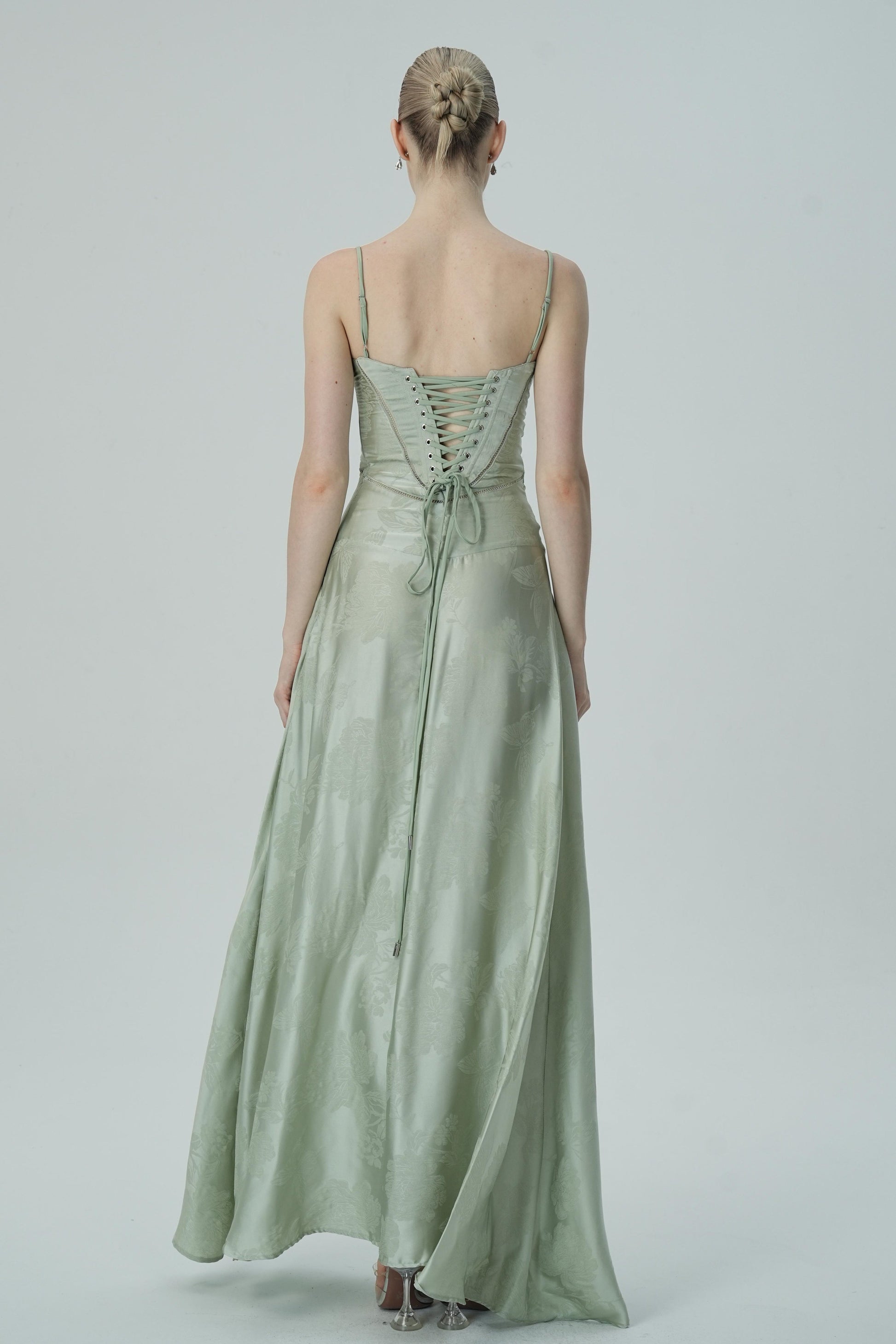 Olyssa Lavanta Çiçekli Jakarlı Saten Maksi Elbise