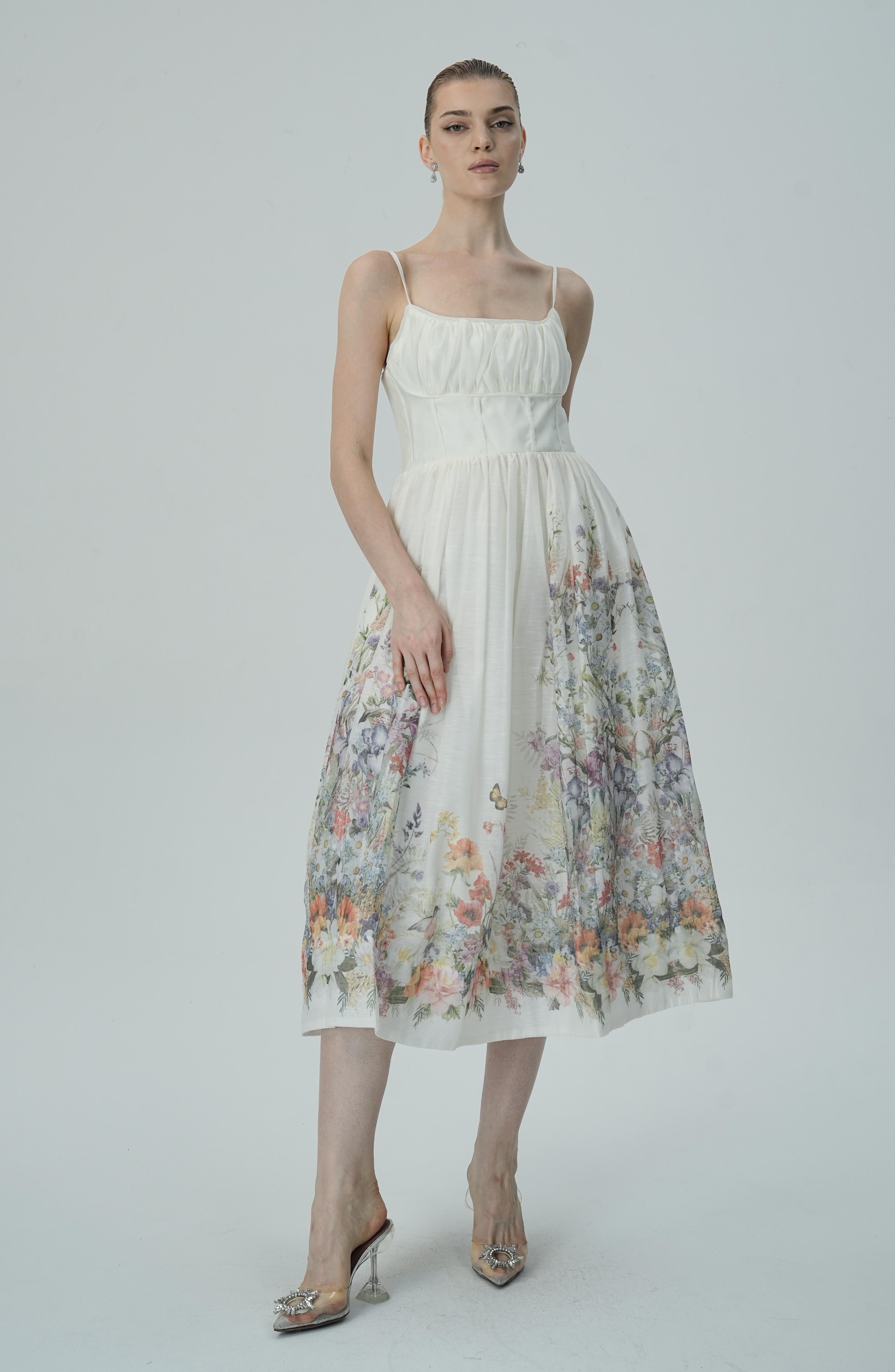 Olyssa Dantelli Bedene Sahip Çiçek İşlemeli Midi Elbise