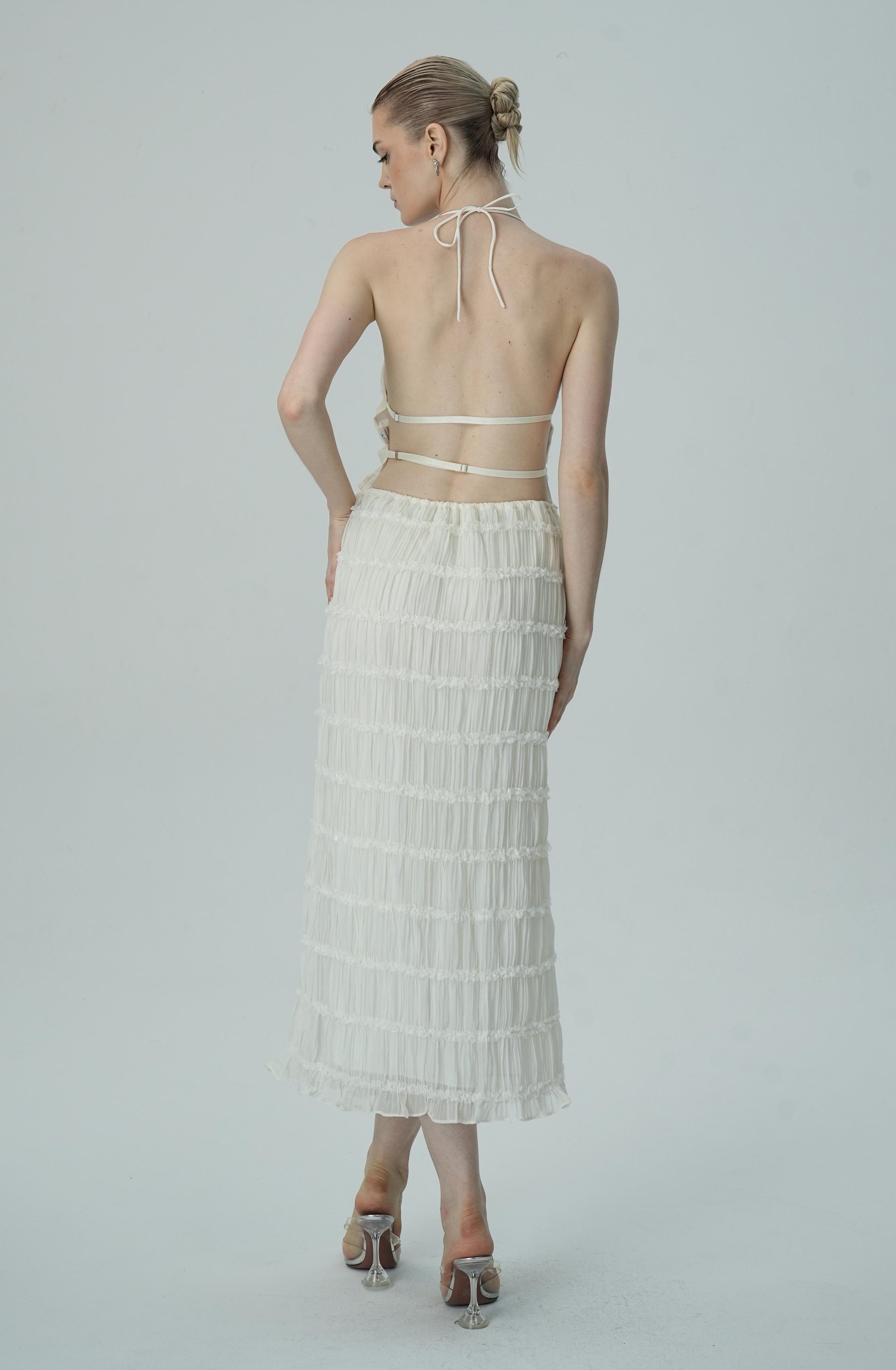 Olyssa Narin Fildişi Katmanlı Halter Midi Elbise