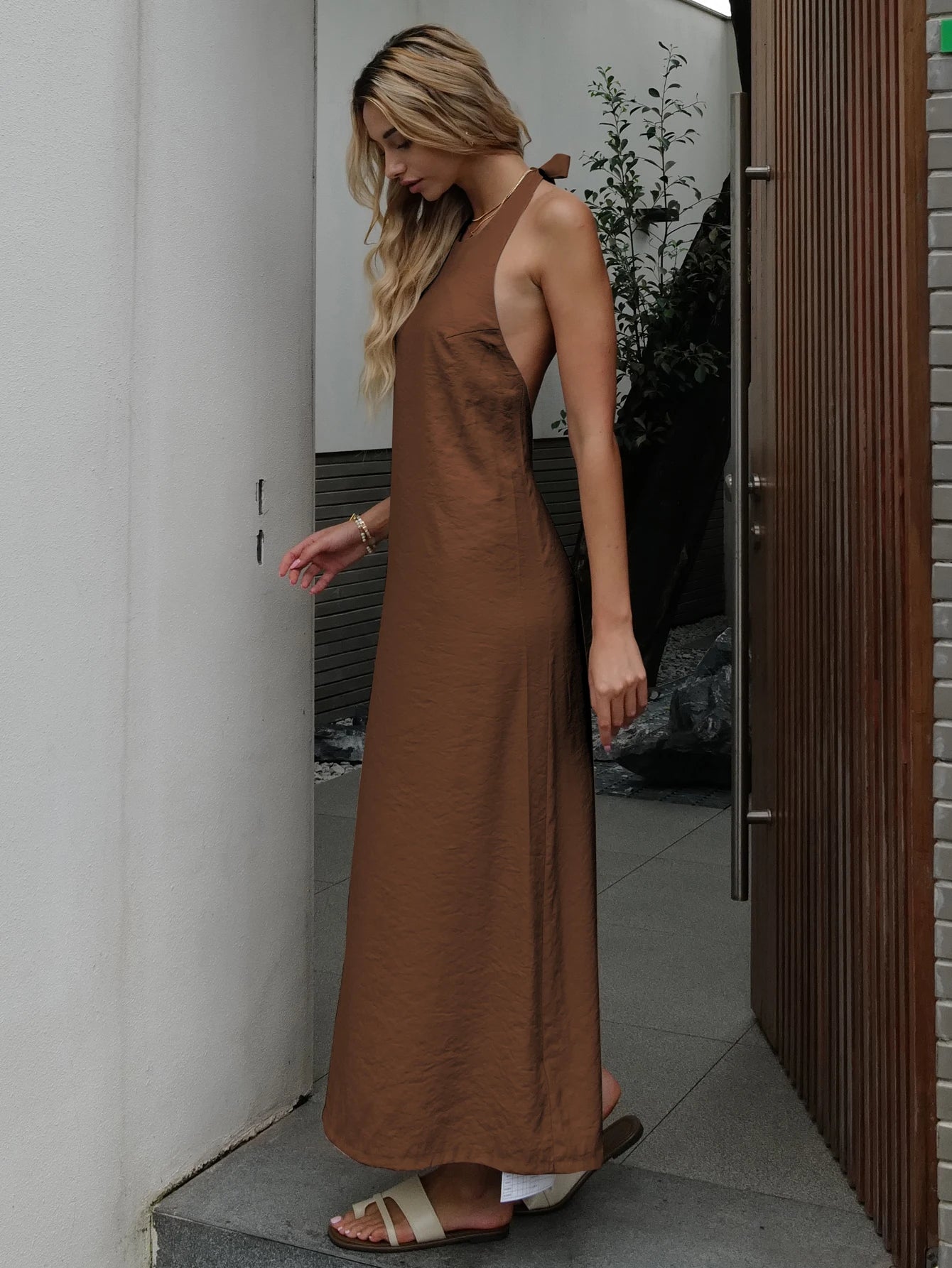 Olyssa Salaş Boyundan Bağlamalı Elbise