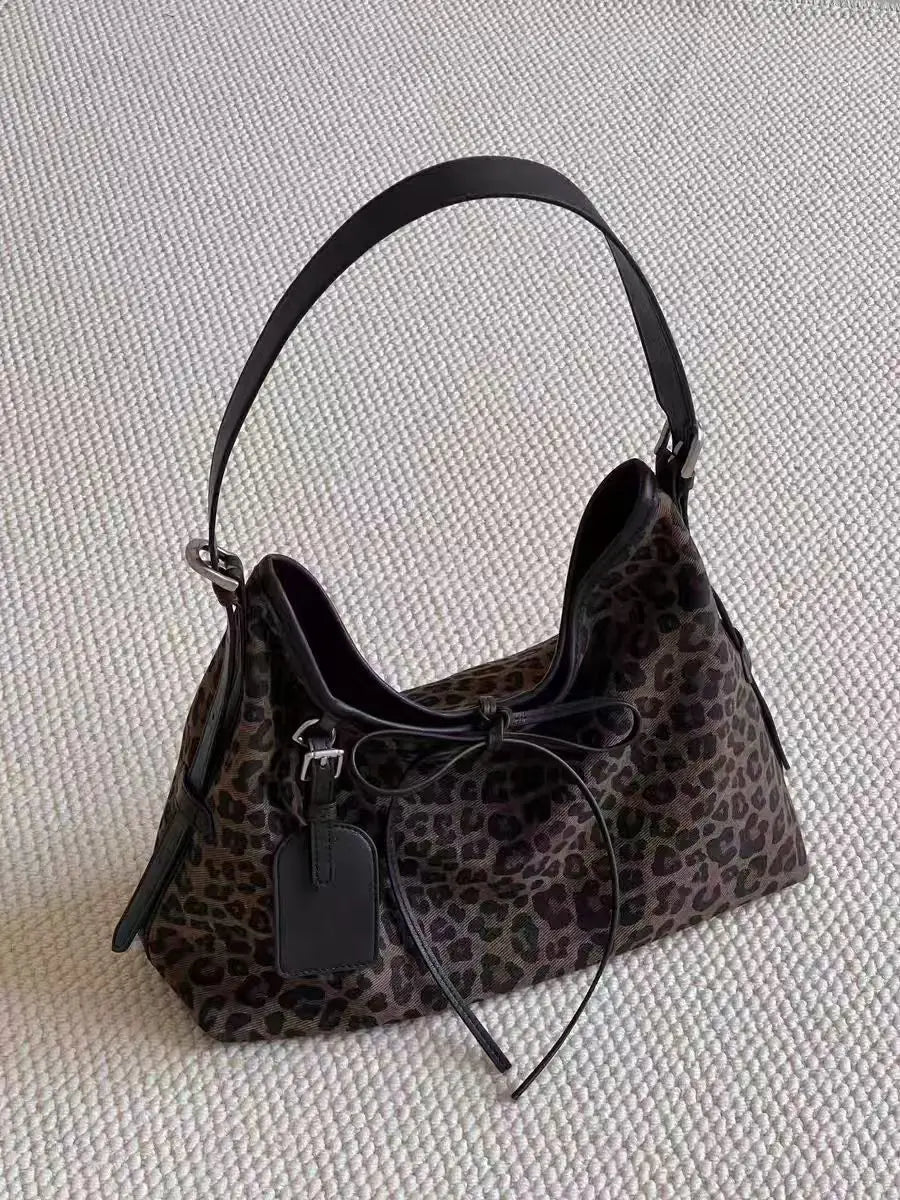 Leopar Desenli Omuz Çantası