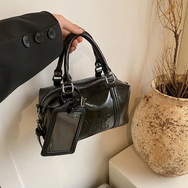 Retro Tarz Çapraz Askılı Bucket ve Tote Model Çanta