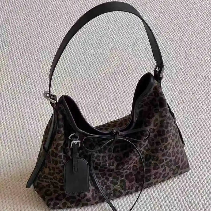 Leopar Desenli Omuz Çantası