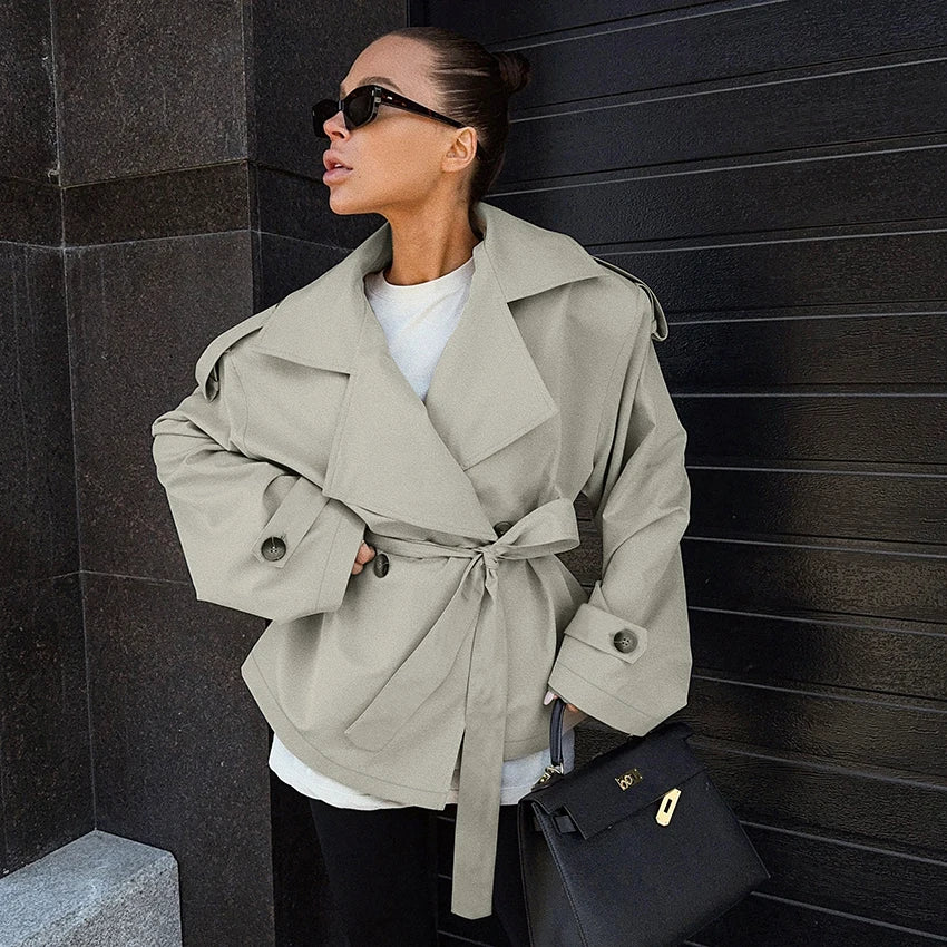 Kemer Detaylı Oversize Trençkot Ceket