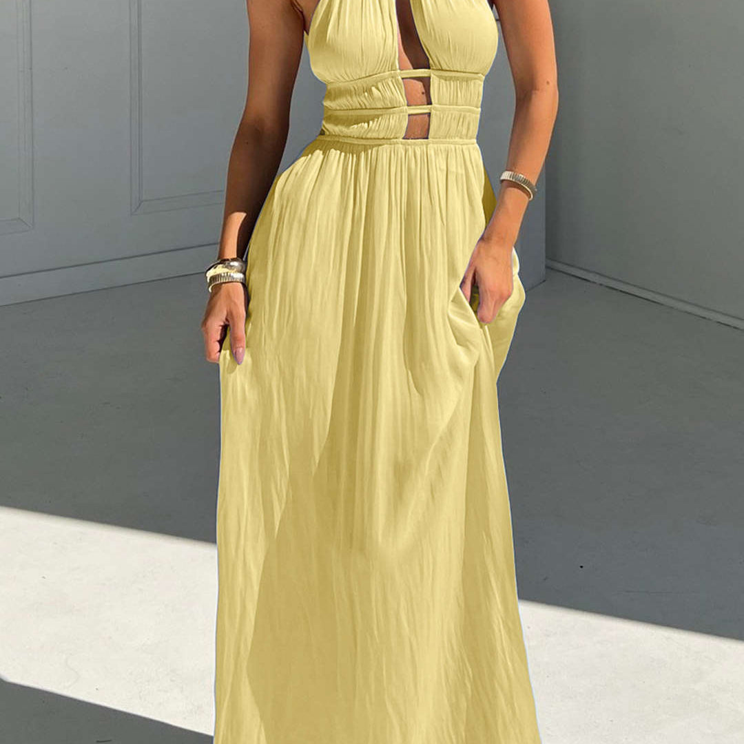 Halter Yaka Kesik Detaylı Kolsuz Maxi Elbise