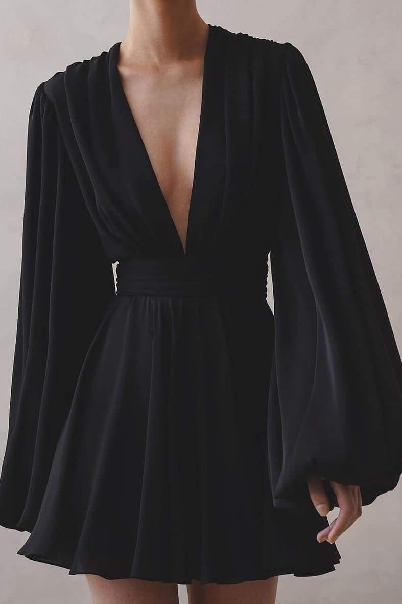 Olyssa Amelia Derin V Yaka Mini Elbise