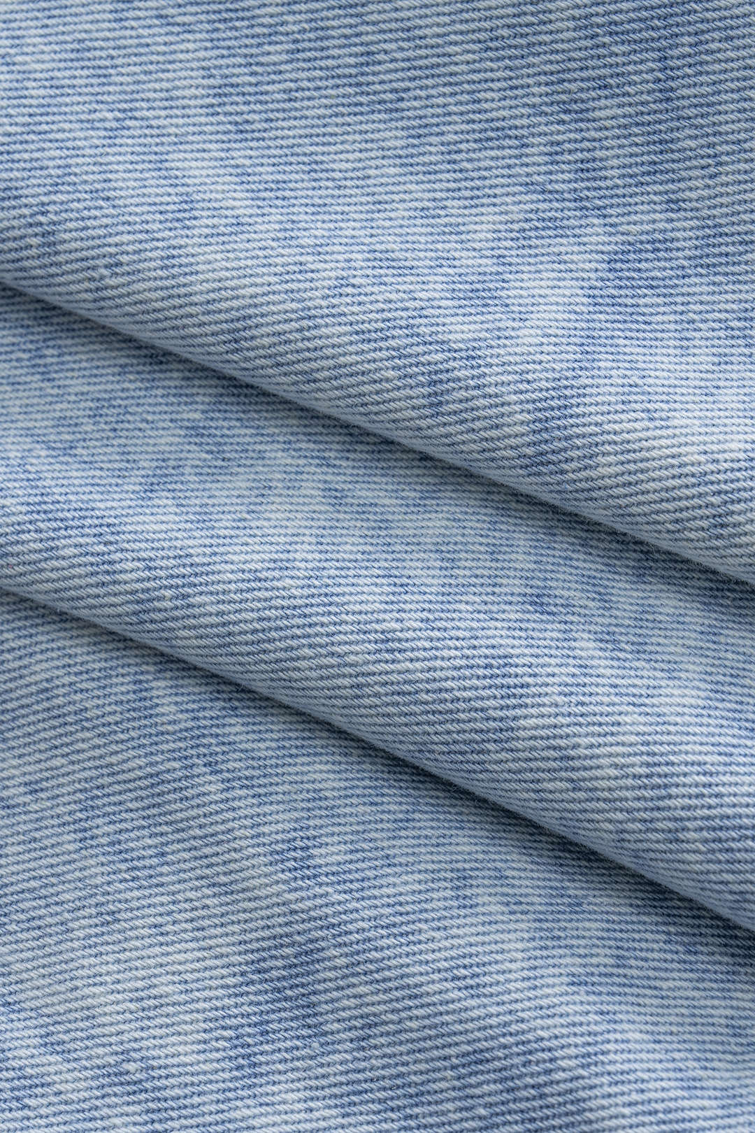 Denim Yüksek Bel Yırtık Şort