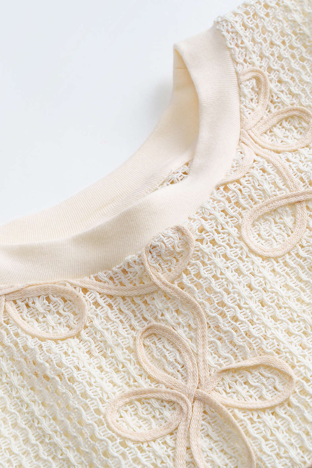 Hollow Out Applique Kısa Kollu Tişört