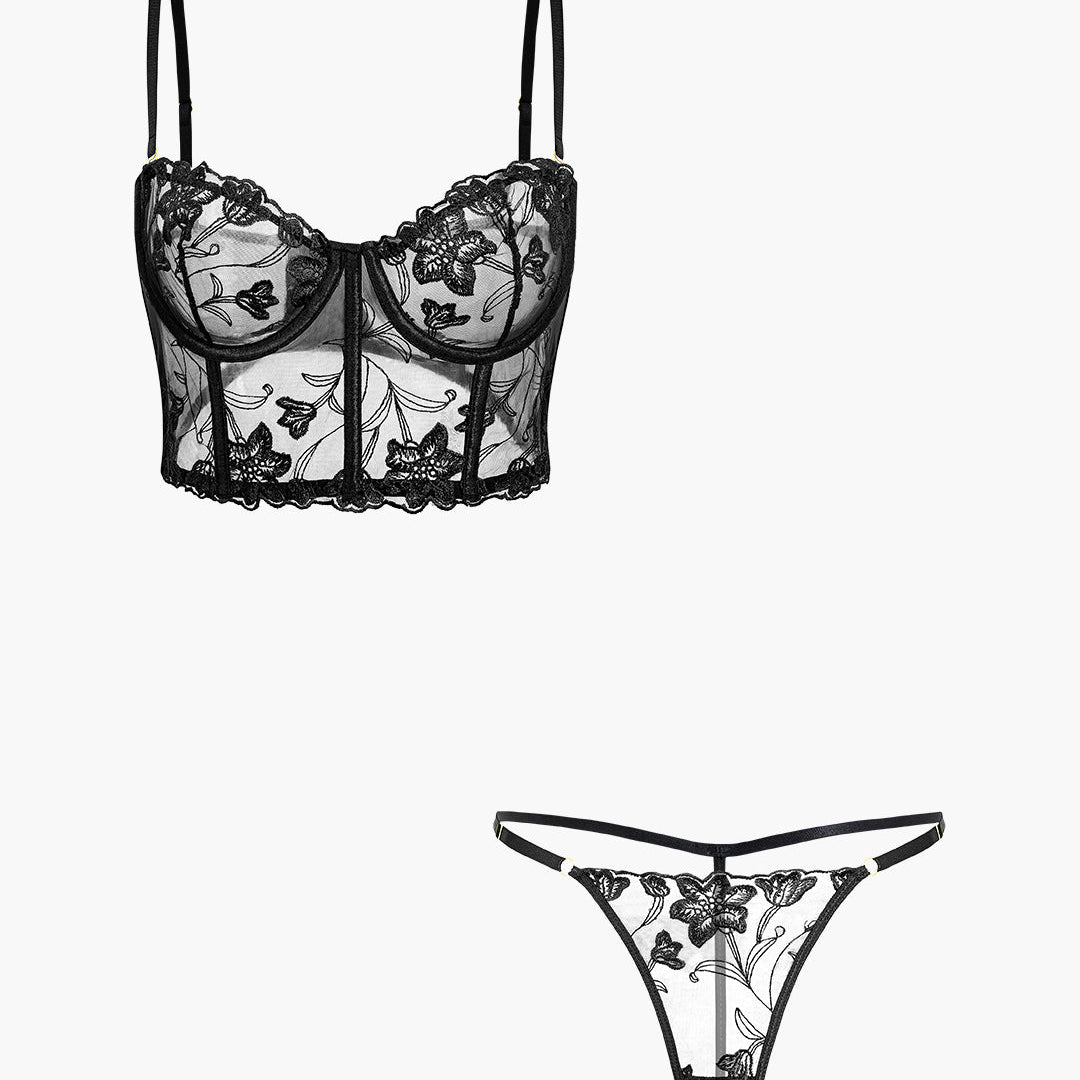 Çiçek Nakışlı Şeffaf Büstiyer ve Külot Takımı