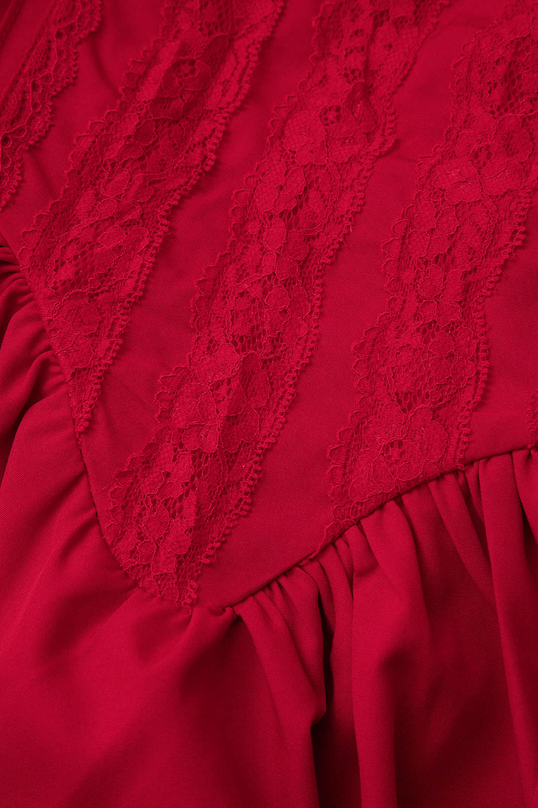 Olyssa Dantel Detaylı Kare Yaka Kolsuz Plise Mini Elbise