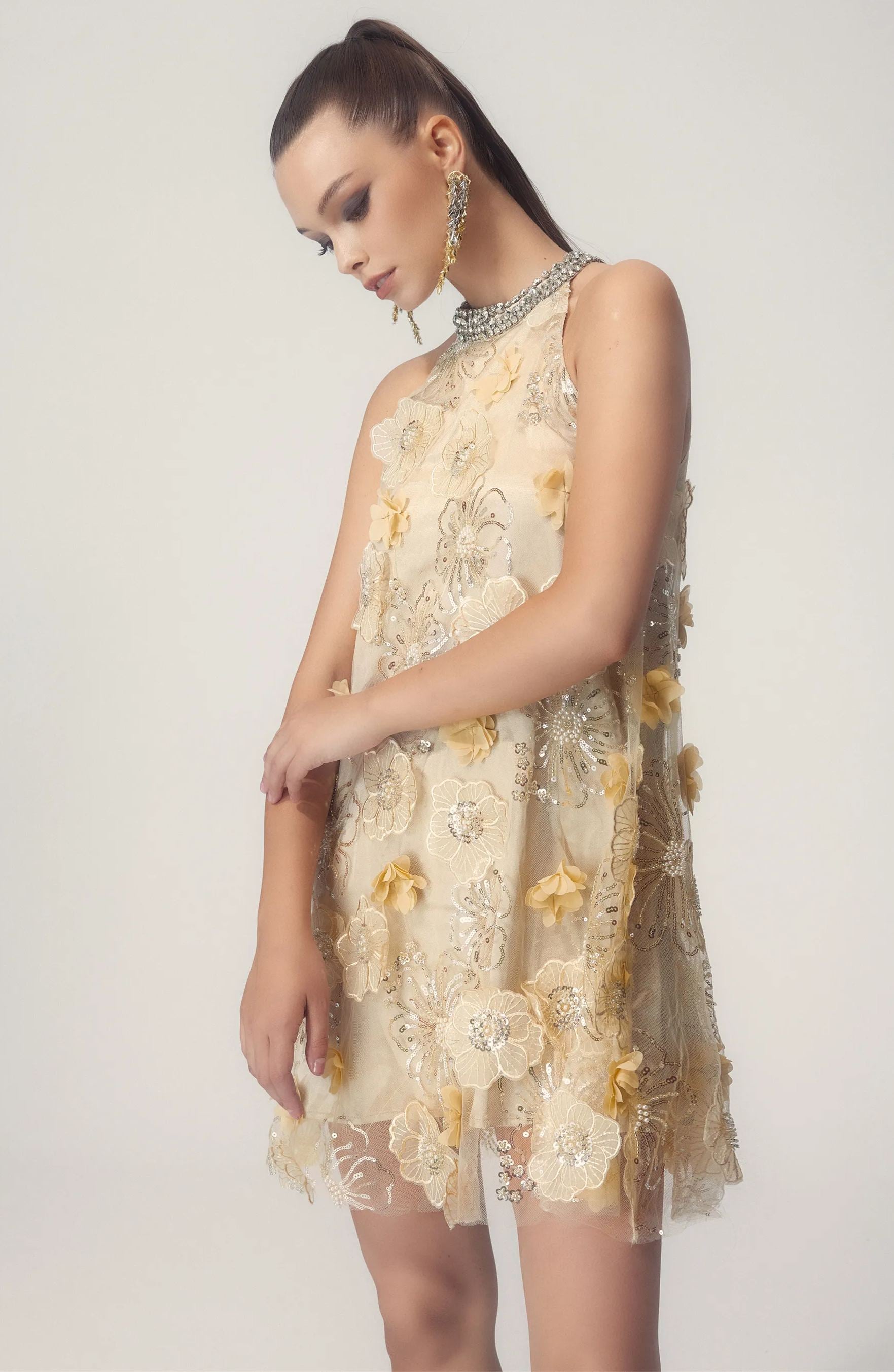 Olyssa Ella Halter Çiçek İşlemeli Payetli Mini Elbise