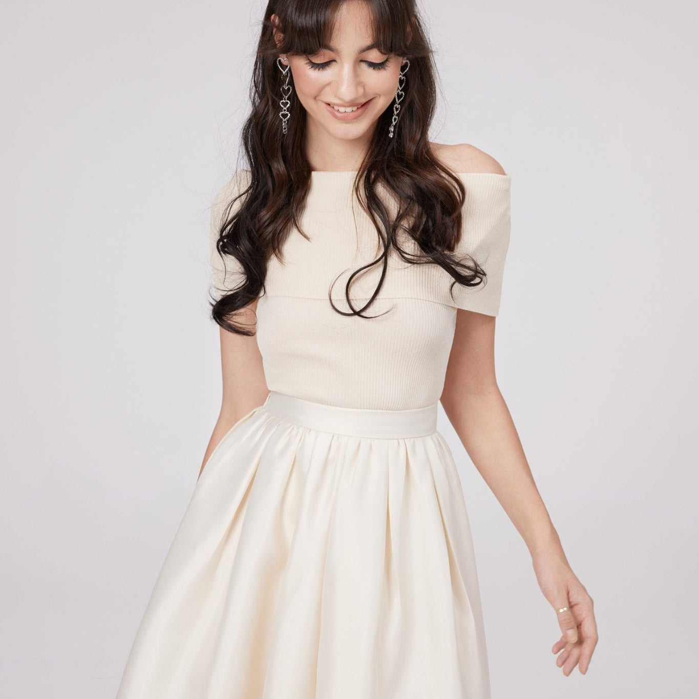 Virginie Beyazı Geniş Etek